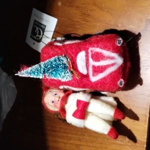 2pc ornaments felt elf and Xmas tree car nwt